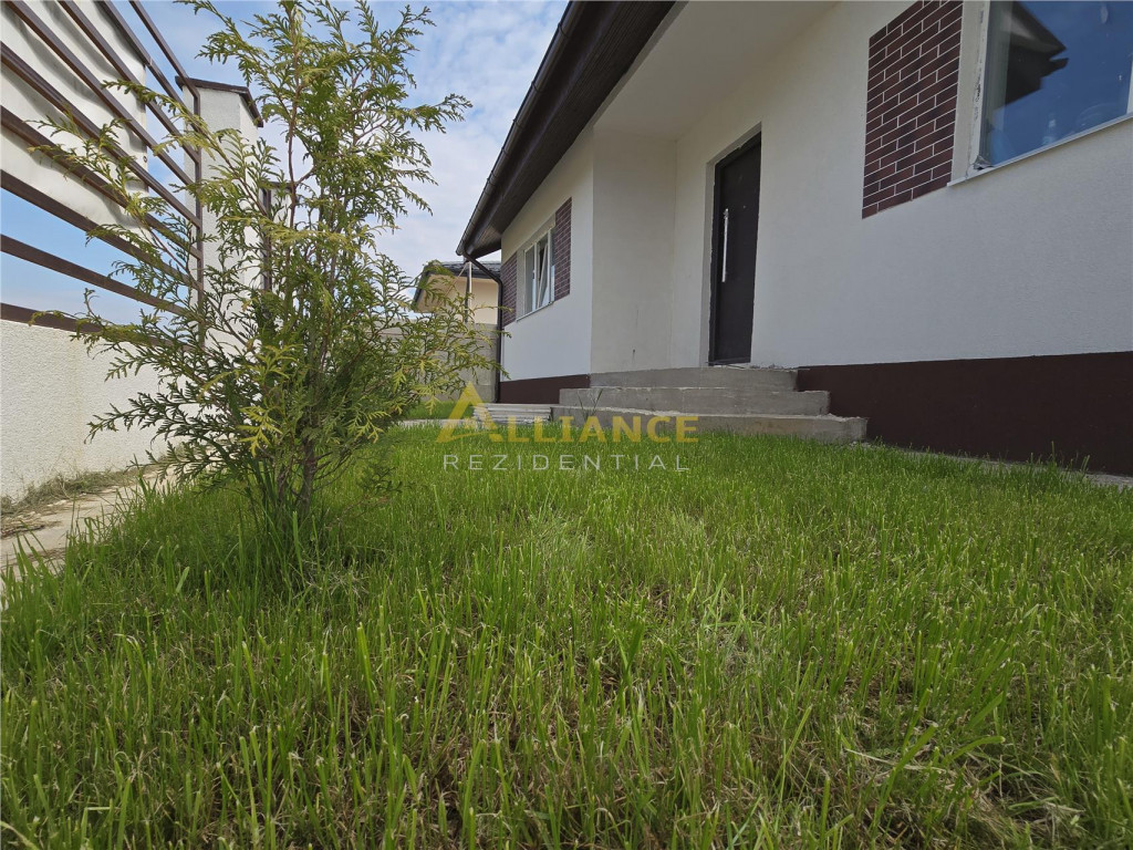 Casa parter- pod mansardat- 360mp teren- placa de beton