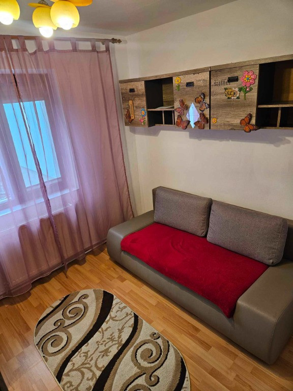 Apartament 2 camere, str.Smirodava