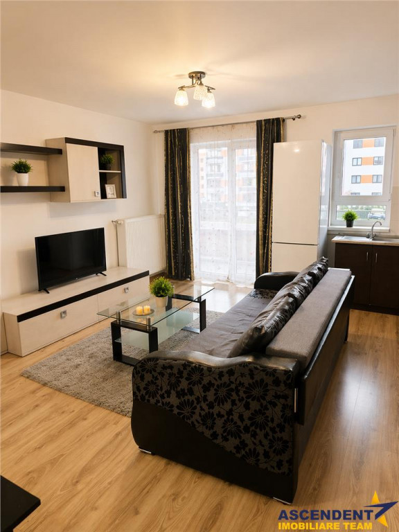 Apartament 2 camere, decomandat, etaj1, mobilat, utilat, par