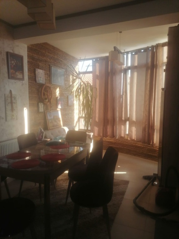 Vând urgent Apartament