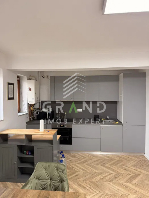 2 camere | Parcare CF | Bloc 2019 | Zona Răzoare–în spat