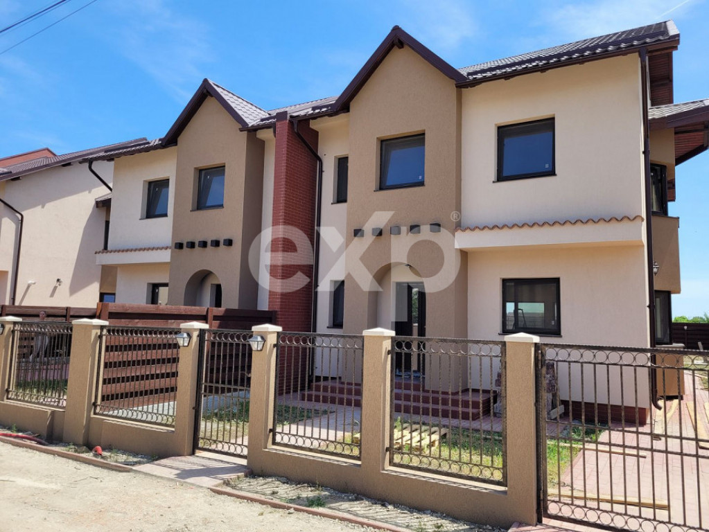 De vanzare duplex premium zona linistita intre paduri in Cor
