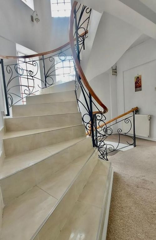 Vila 7camere/(348util,500teren,119ampr.)mp/5min.metrouAp....