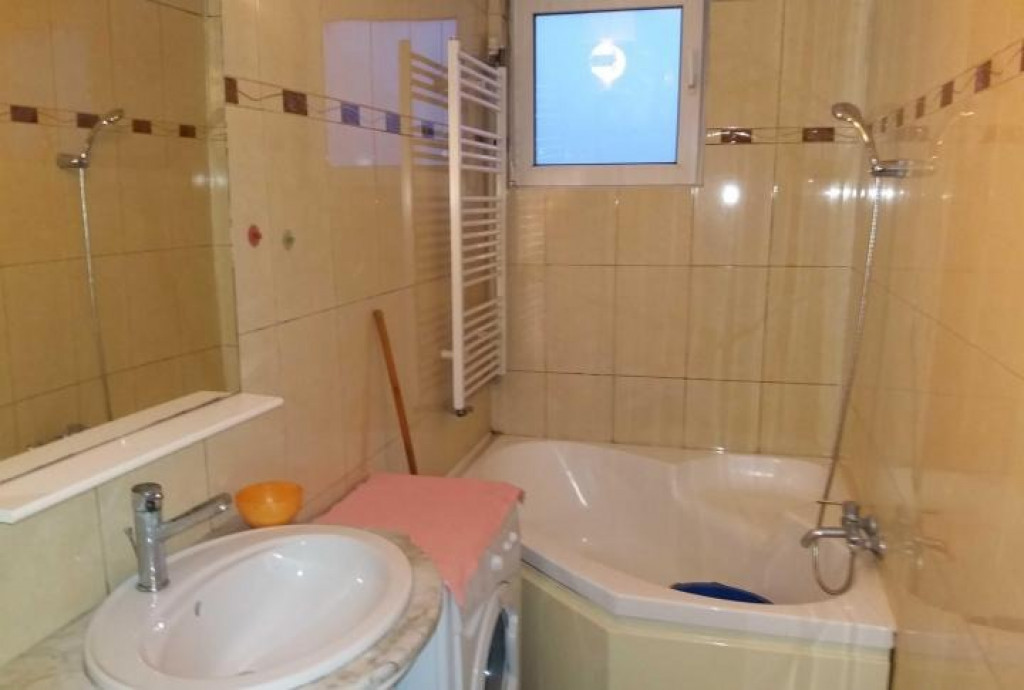 Aparatorii patriei etaj 4 din 4