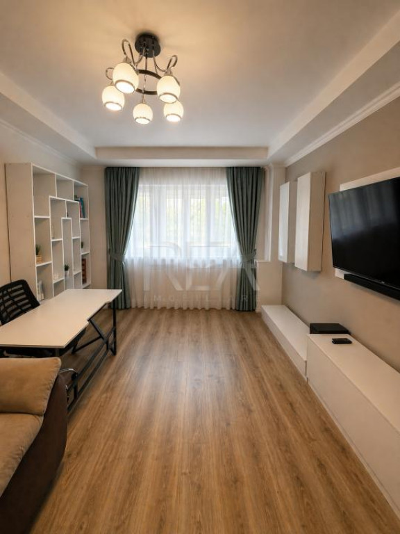 3 camere Lacul Tei dec.,inst. schimb.,et. 1,an 1978,80 mp,re