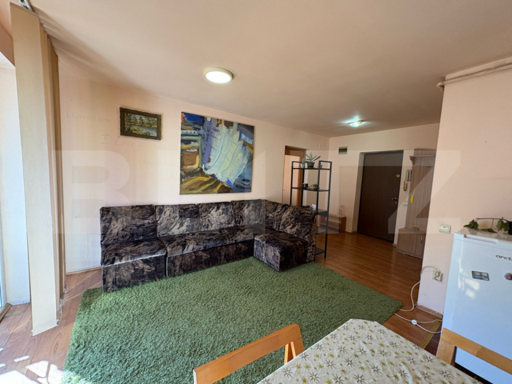 Apartament de închiriat, 2 camere semidecomandate, 44 mp, b