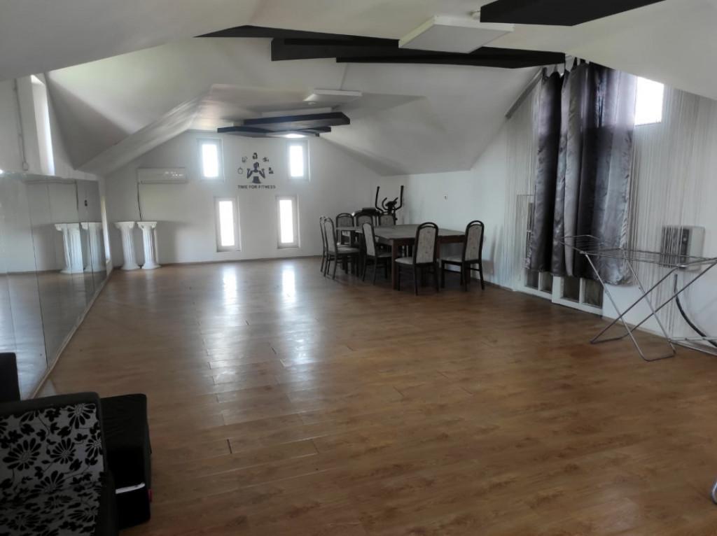 Spatiu comercial 70 mp, Catargiu