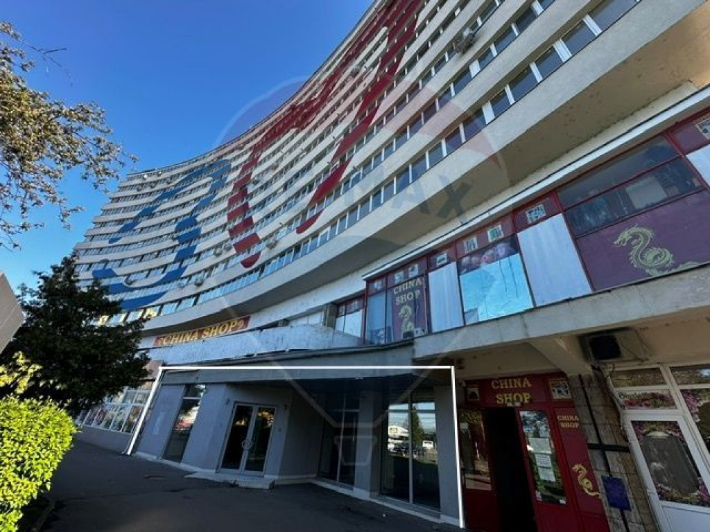 SPATIU COMERCIAL - zona Semiluna , Baia Mare