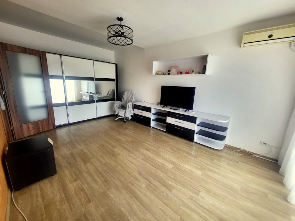 Bloc nou Apartament Decomandat 2 camere cu loc de parcare mu