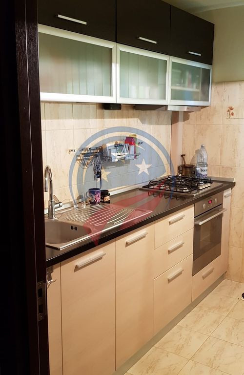 Apartament cu doua camere decomandat, zona Billa