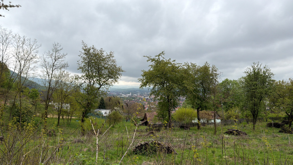 Teren exclusivist 12 ari | Vedere panoramică spre oraș