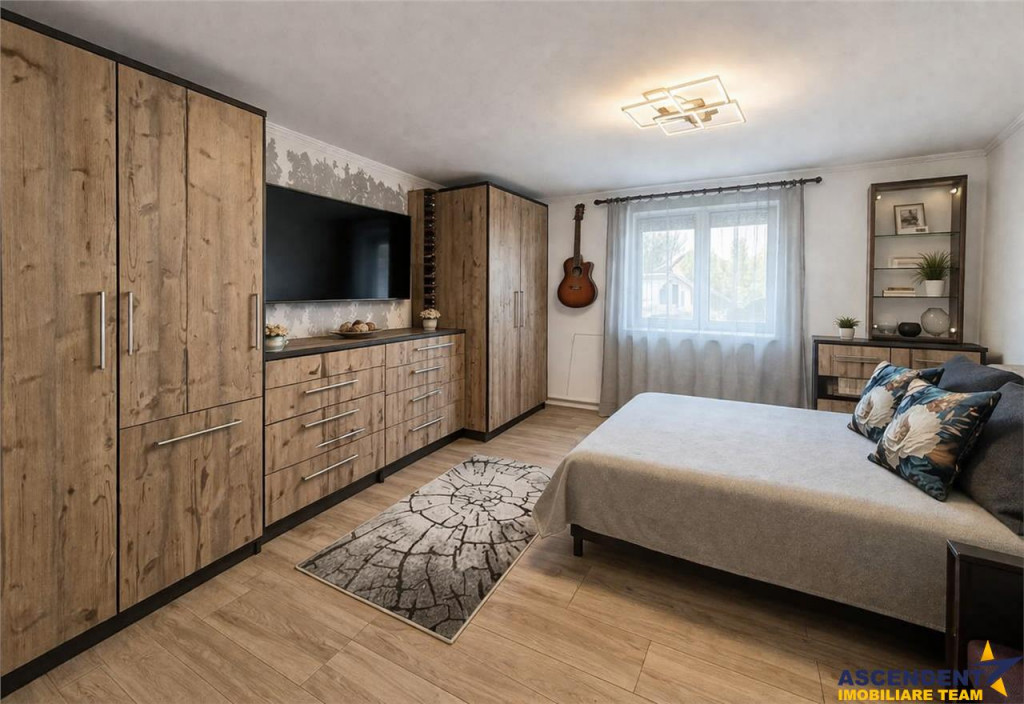 Casa cu 3 camere, 115 mp, zona semicentrala