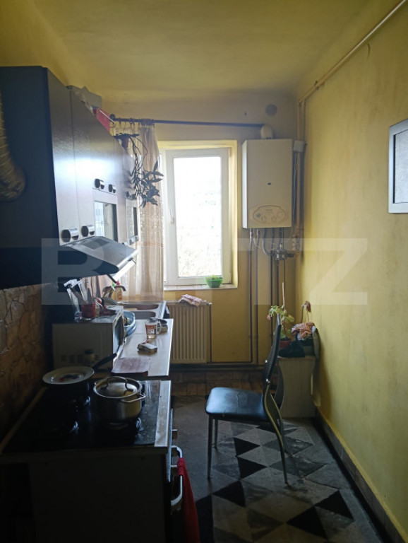 Apartament de vanzare, cu 2 camere decomandat, 40 mp, zona E