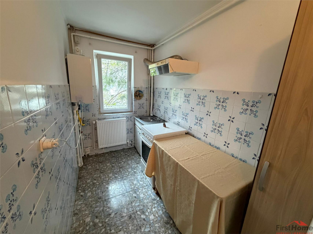 Apartament 2 camere, 45mp, zona Sud - mobilat - utilat - eta