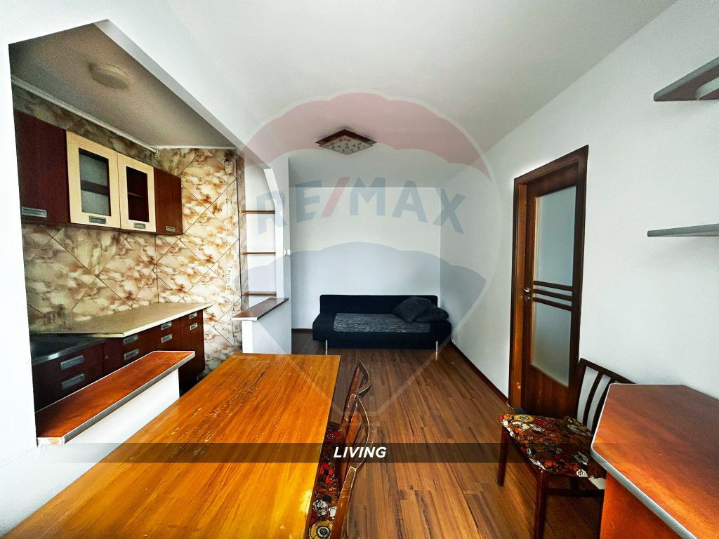 Apartament cu 2 camere de închiriat în zona Traian