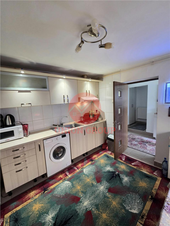 Casa Coiciu Locuibila, Teren 270 MP, Str. 8 Martie