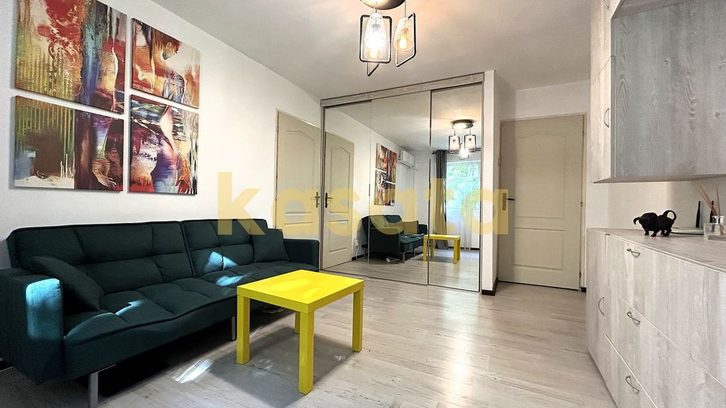 2 camere I Mega Mall I et 1 I bloc reabilitat I mobilat s...