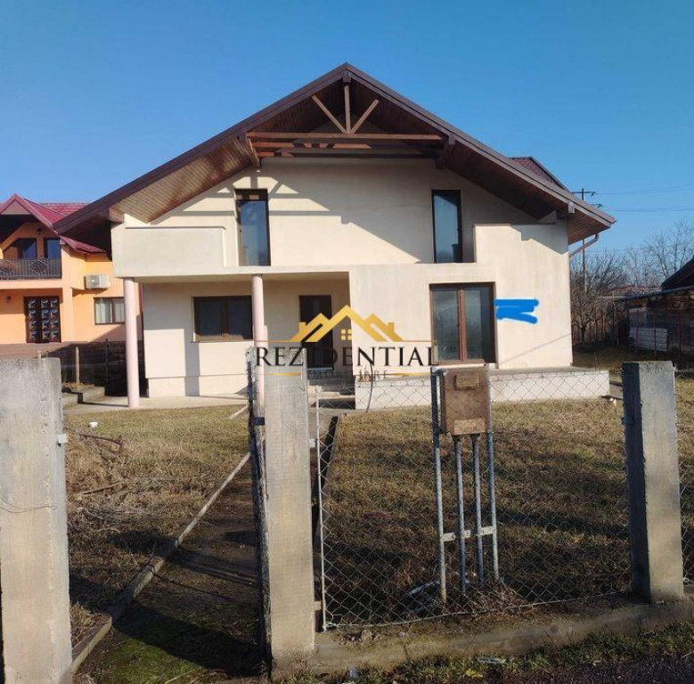 Casa in Botosani- LA ROSU