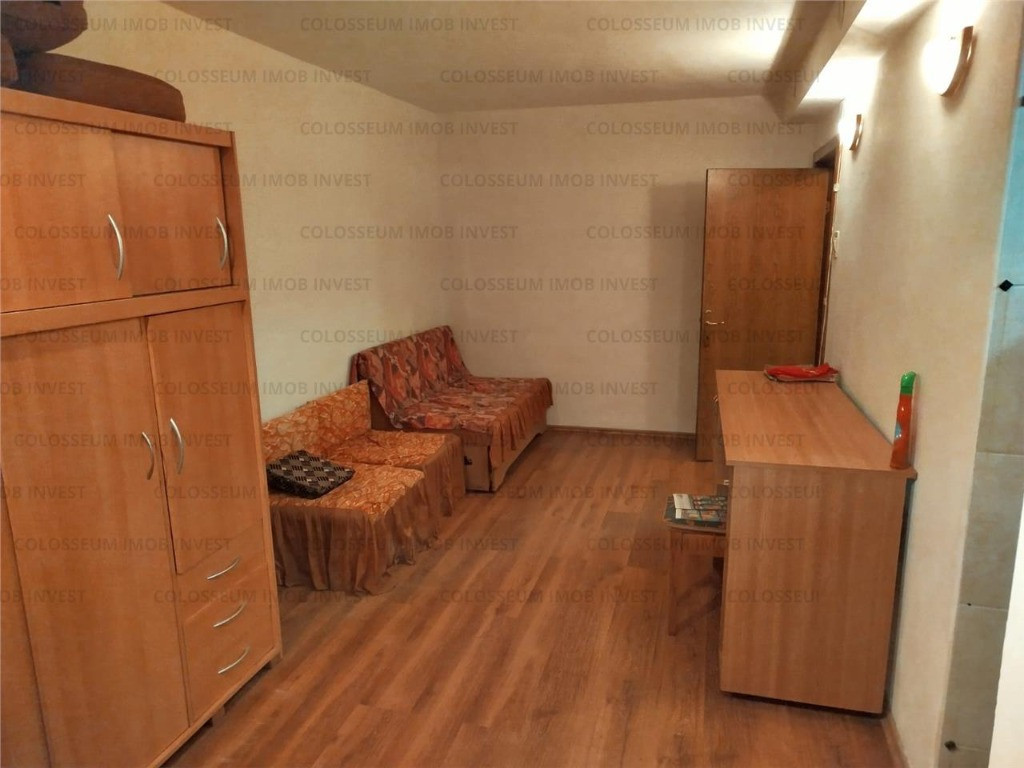 COLOSSEUM: Apartament 3 C renovat utilat 2 balcoane 2 beci 2 parcare