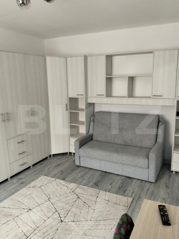 Garsinieră 22pm, Bucium