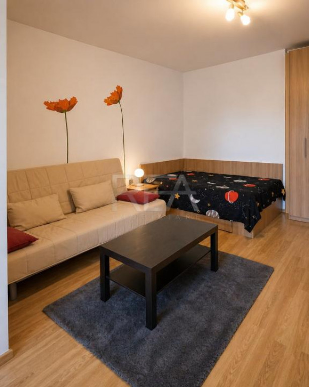 Garsonieră Titan, an 1974, metrou, 31 mp, anvelopat