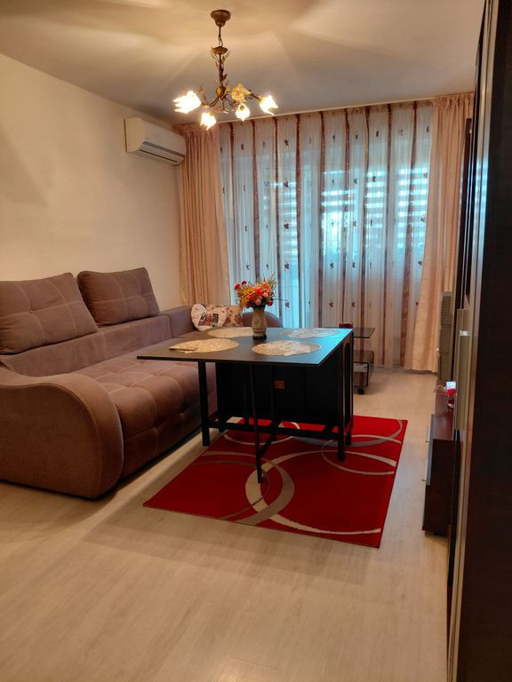 ???? Oportunitate! 2 camere decomandat, etaj 1/4, 2 balco...