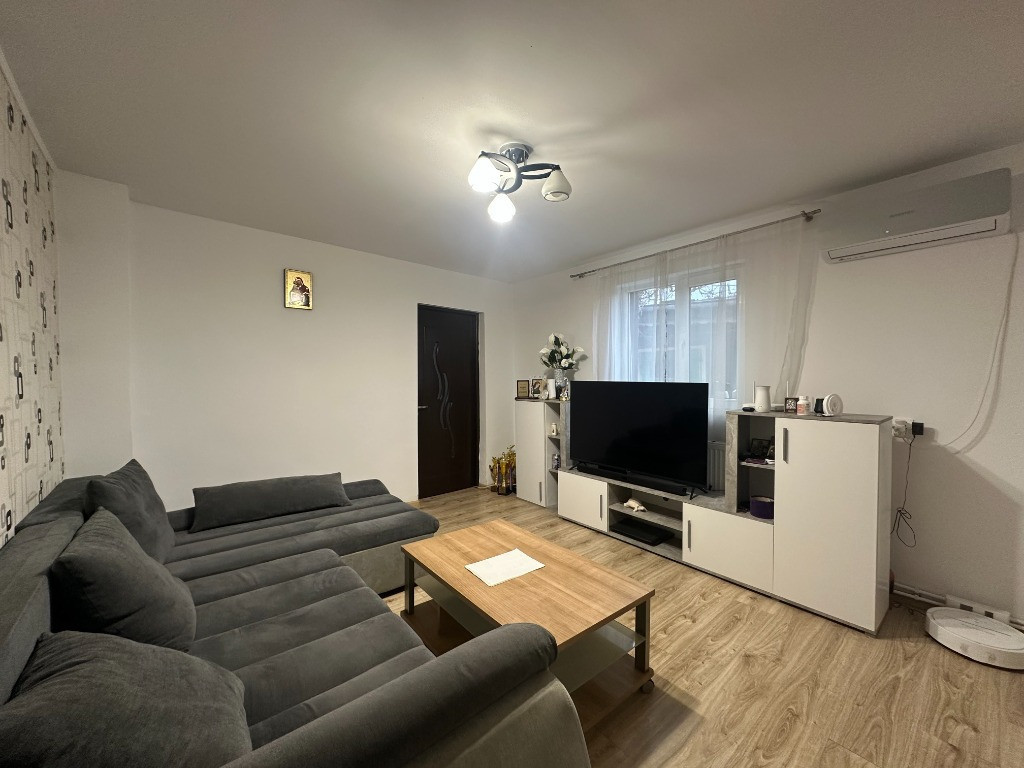 VIGAFON - Casa 4 camere zona Traian