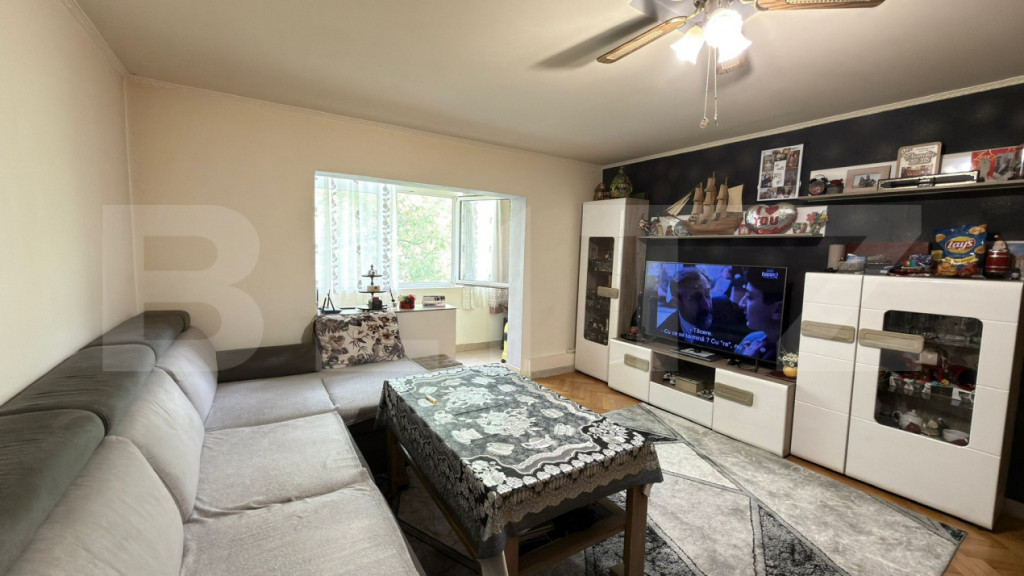 Apartament cu 3 camere, 64 mp, zona Micro 16