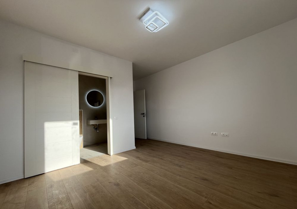 Apartament de 3 camere | Tractorul | Nicolae Labiș Coresi |