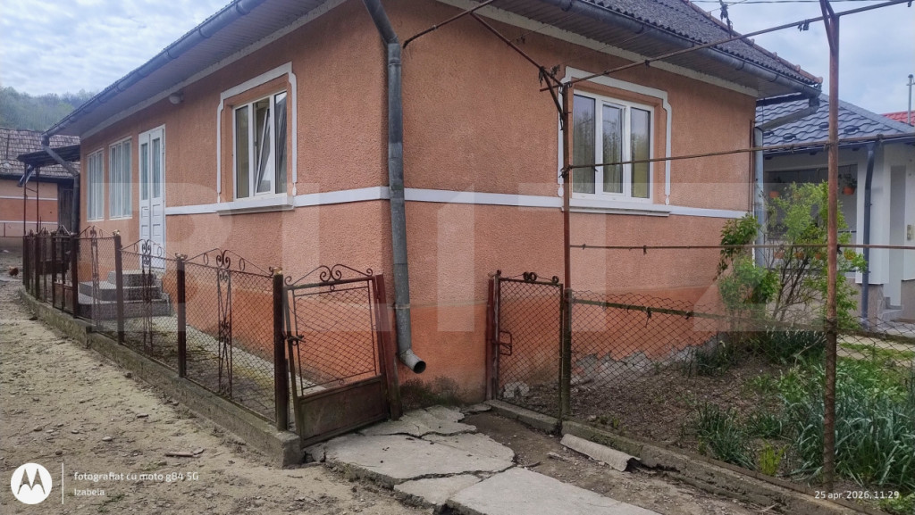 Oportunitate! Casă cu teren generos în Unguraș, aproape d