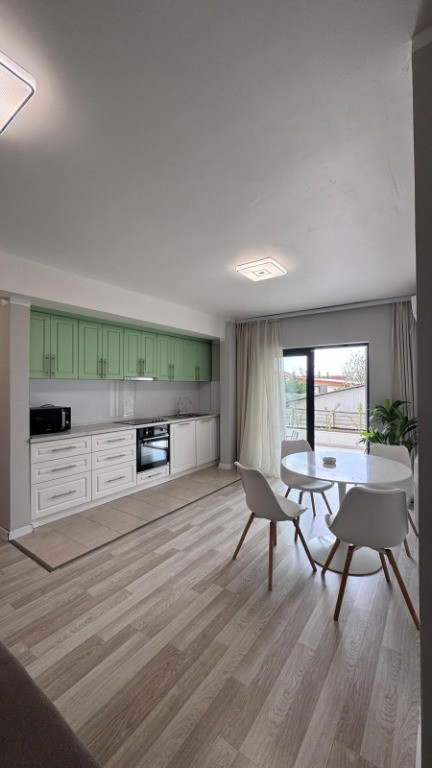 Ap. 3 camere de închiriat, cart. Ioșia