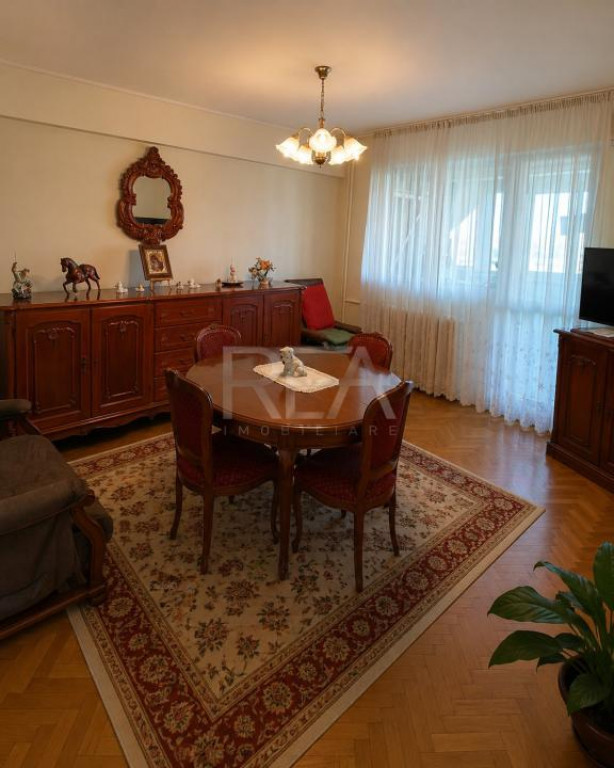 4 camere Pantelimon decomandat, et. 7, an 1989, 89 mp