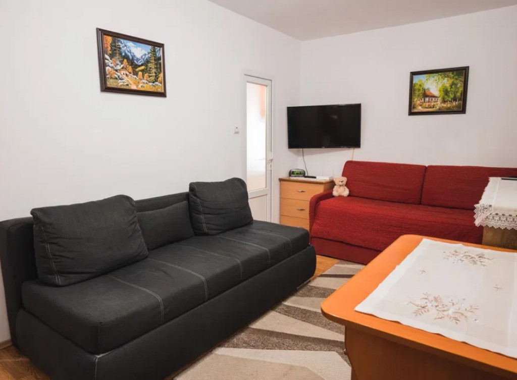 Garsoniera decomandata - zona Tractorul