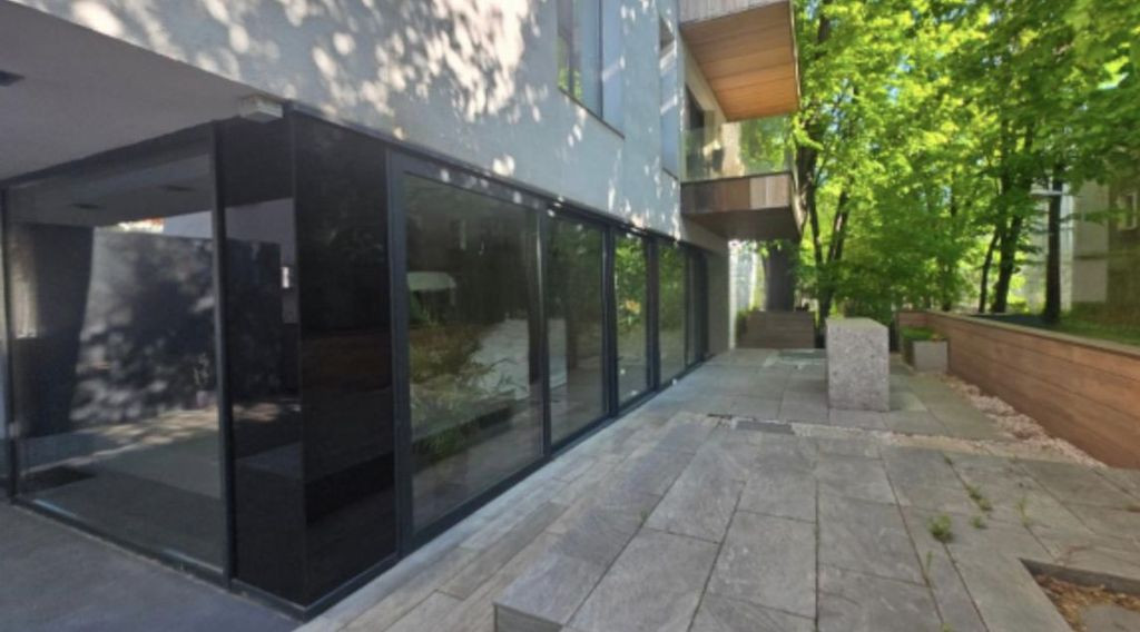 Zona Floreasca sp 145 mp + terasa 100 mp ideal restaurant