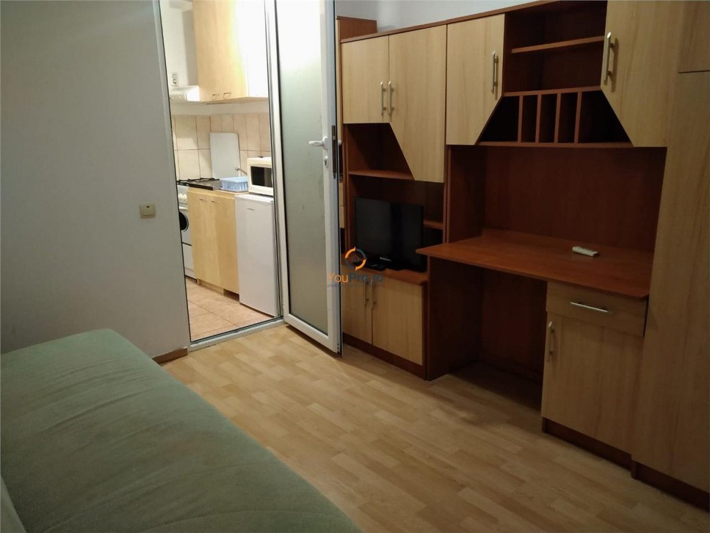 Decomandat cu Centrala Centru Gh Lazar