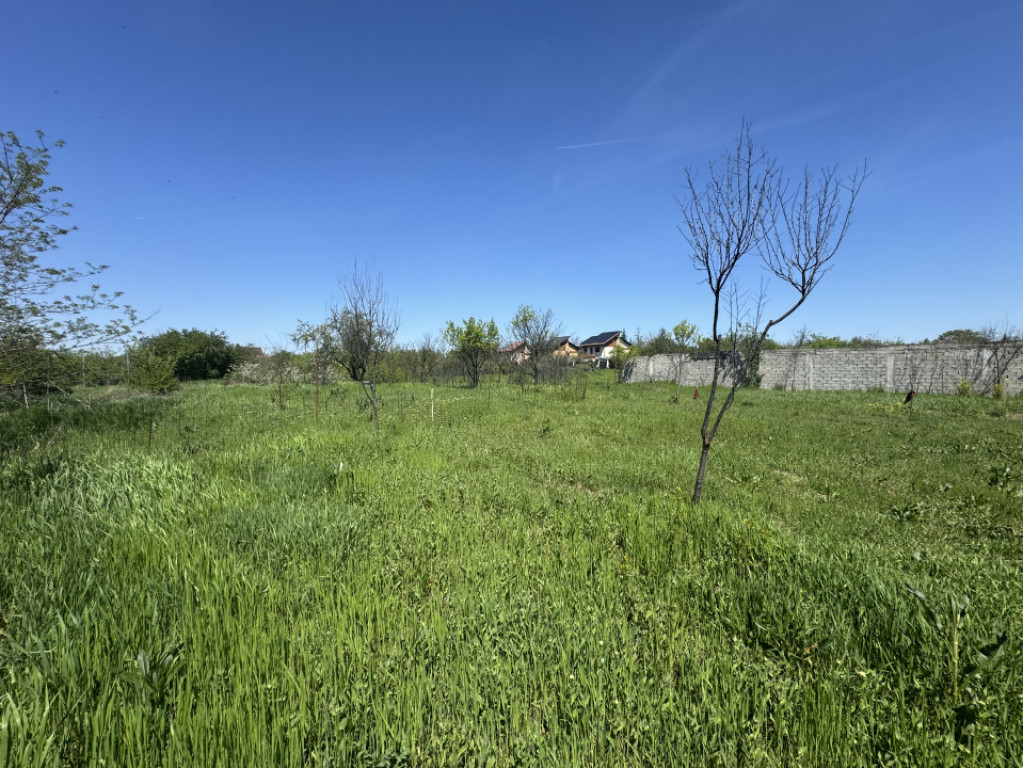 Teren 2775mp | gaz și canalizare | P+2+M | Olteni - Clincen