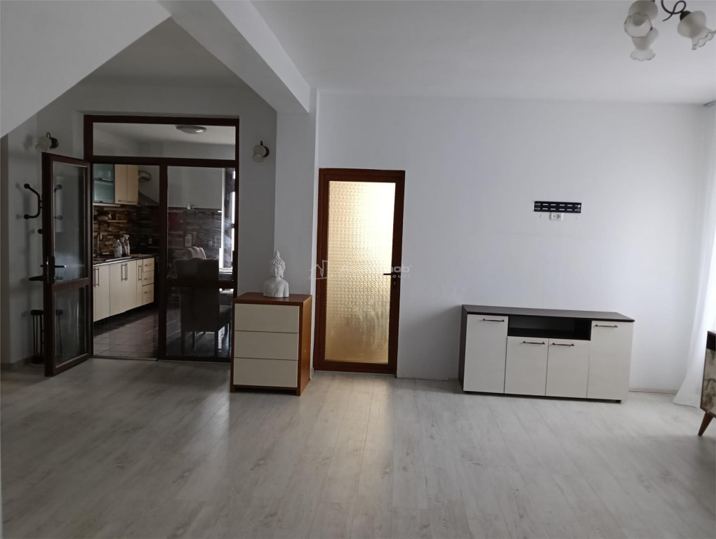 Inchiriez casa cu 4 camere-Bragadiru-zona Anaf-Partial Mobil