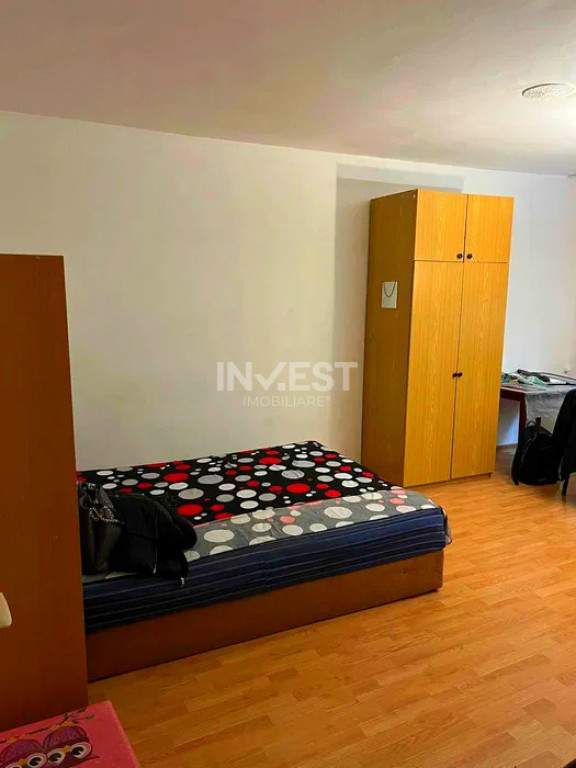 Apartament 1 camera decomandat-etaj 2-Podul de fier