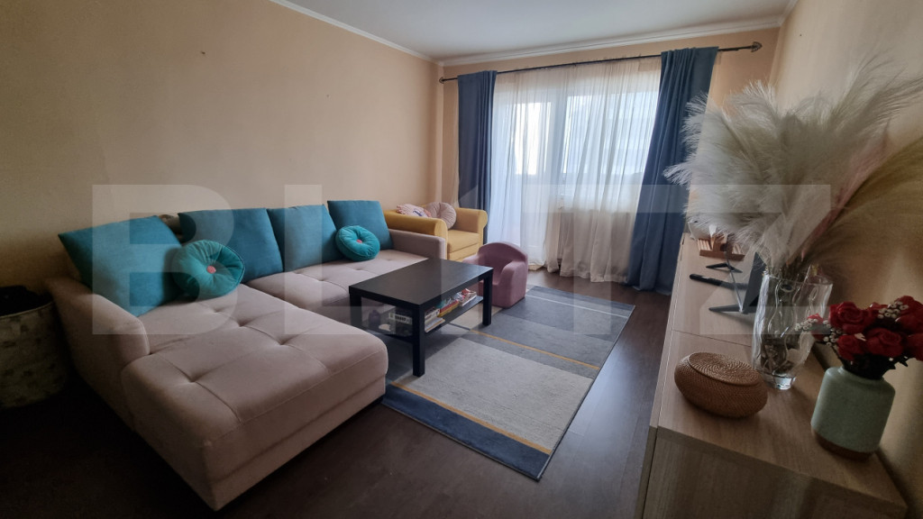 Apartament 3 camere, 67 mp, zona Lipovei