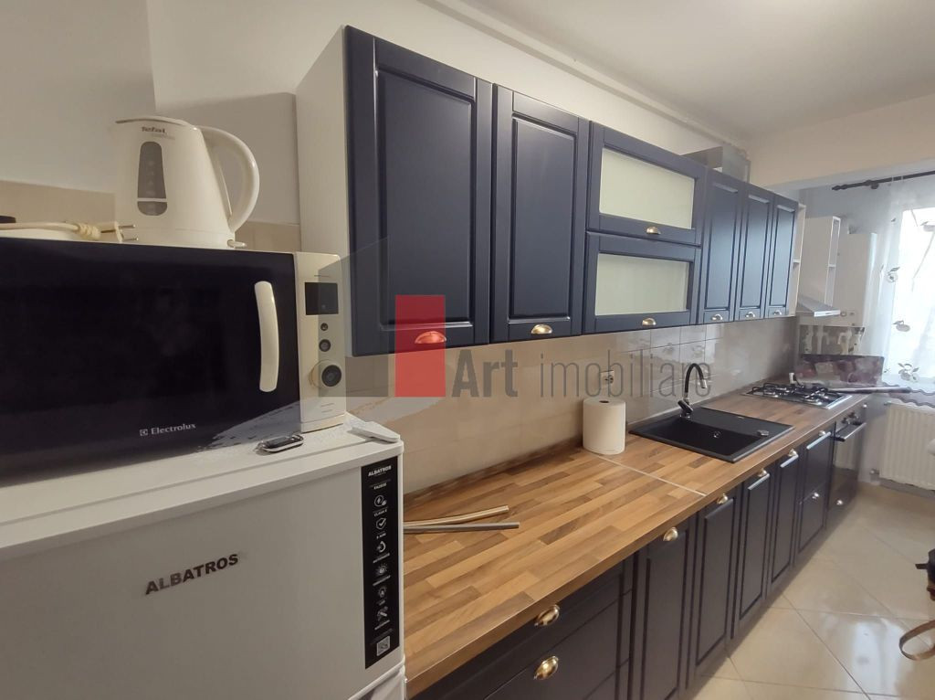 Prima închiriere apartament 2 camere cu centrală Dristo...