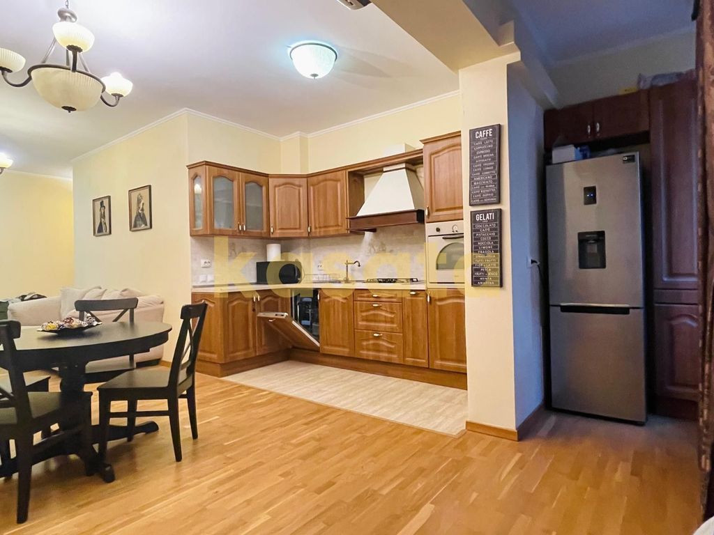 3 Camere ???? | Priză electrică ???? | 2 băi ???? | Pa...