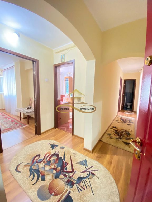 Apartament 2 camere decomandat – zona Liceul PTTR – c...