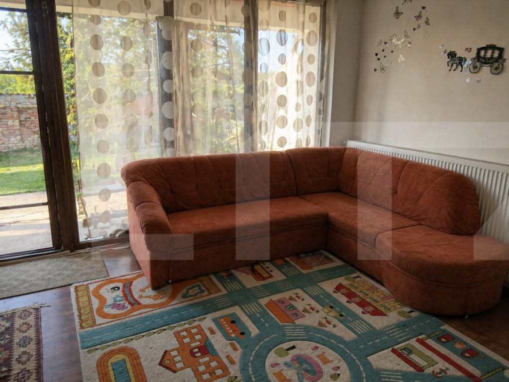 Casă individuală de vânzare în Parța