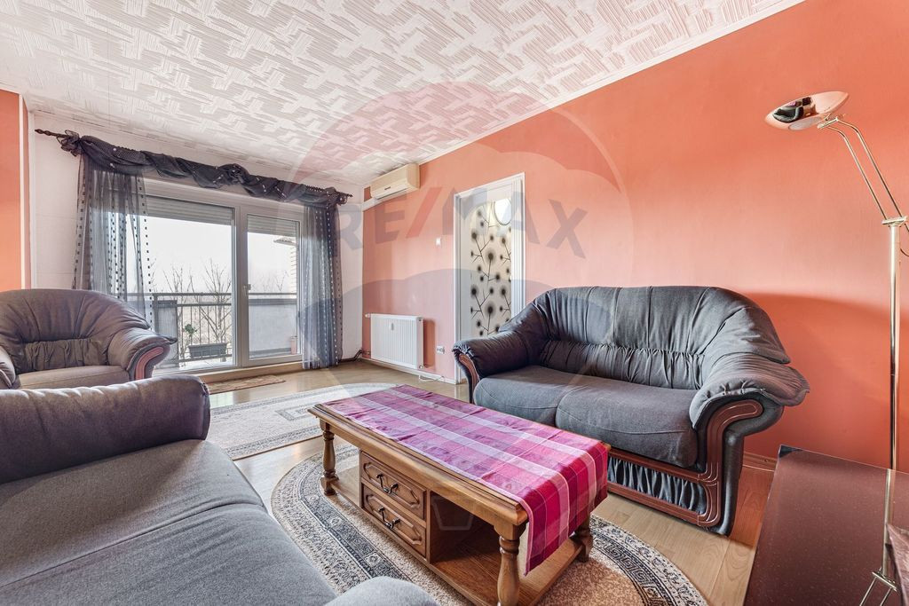 Apartament modern cu 3 camere de închiriat - zona Băncilor