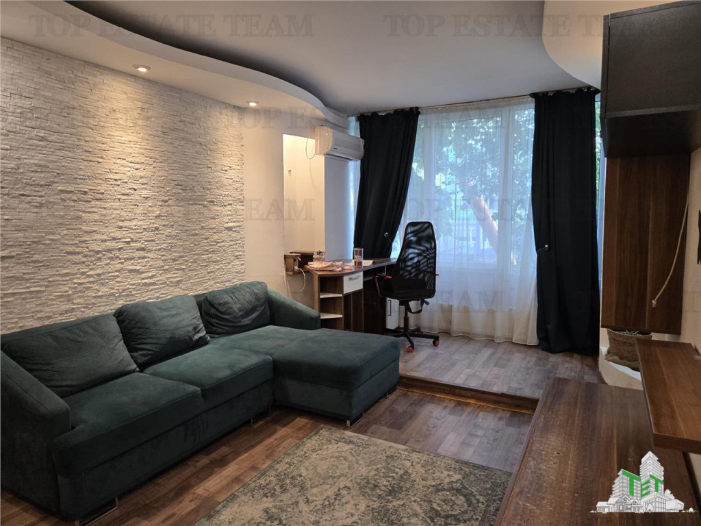 Apartament 3 camere Apusului