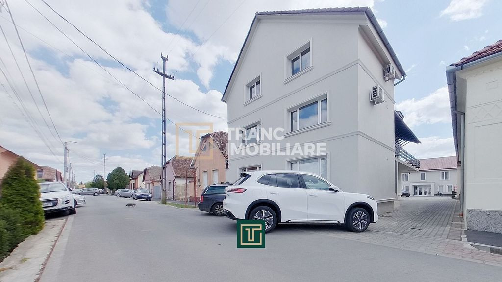 Casa 4 Camere | 191 mp | Teren 306 mp | Complex Axa2 | Aradul Nou