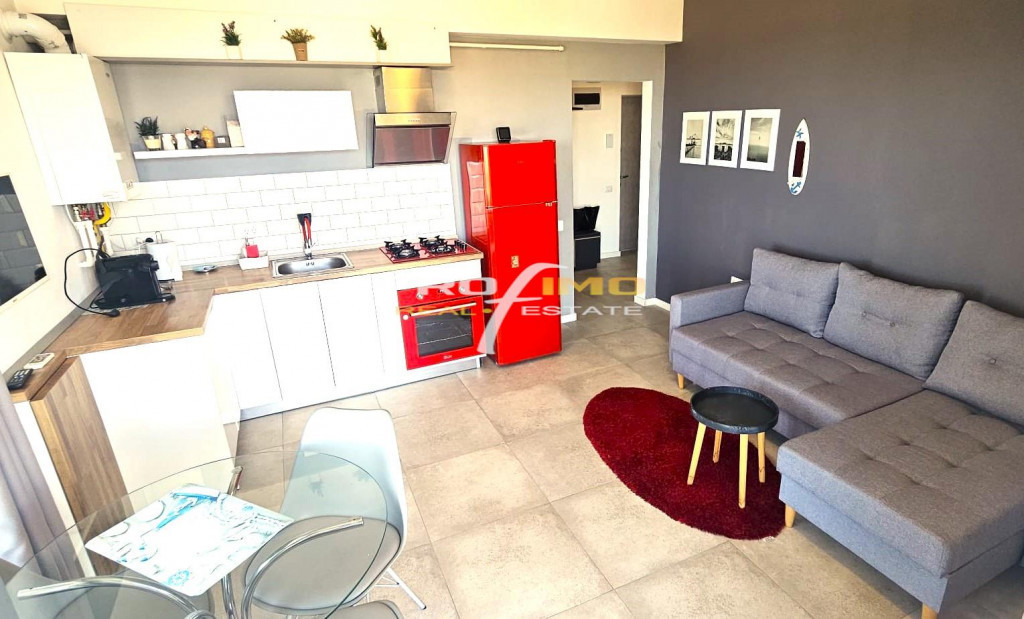 Apartament 2 camere pe malul Lacului Mamaia