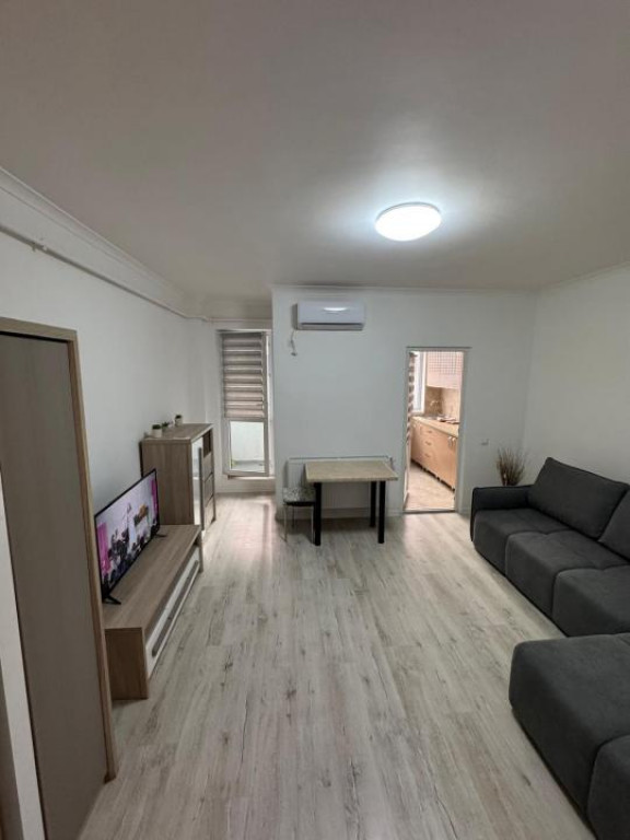 Militari Residence, garsoniera, 32mp, etaj 1, complet renova