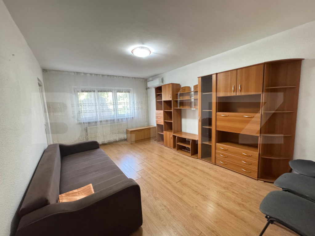 Apartament de inchiriat, 2 camere, decomandat, centrala prop