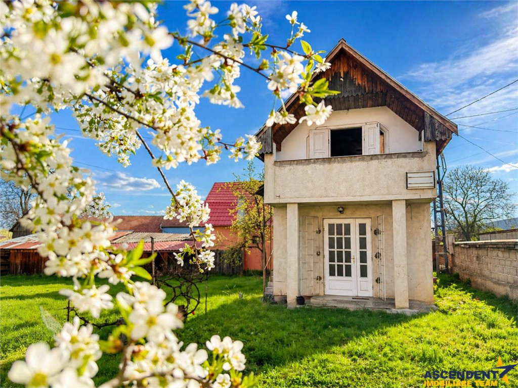 Casa de caramida cu 3 camere in Bodoc